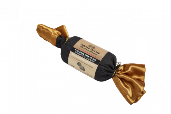 Whole goose foie gras "au torchon", with Perigord truffles