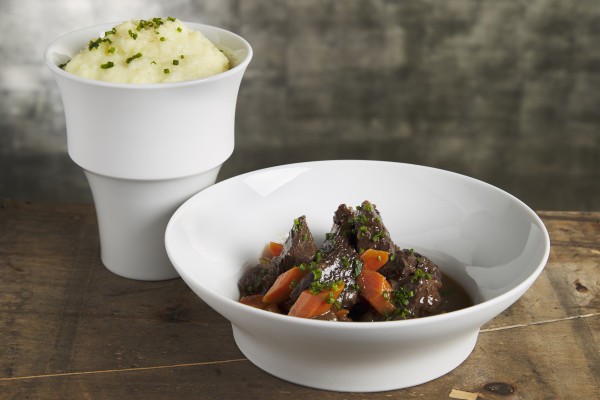 Boeuf braisé aux carottes, mousseline de pomme de terre agria (pour 2 personnes)